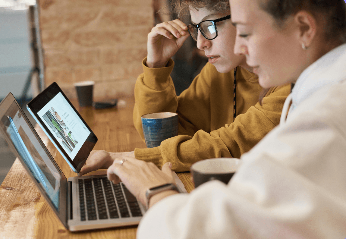 1on1 meetings CTA illustration